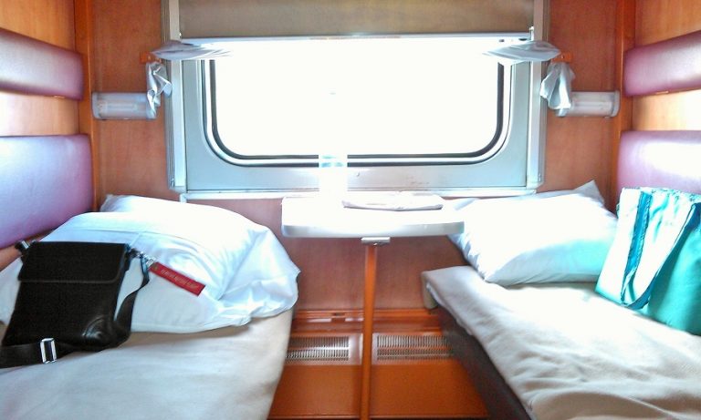 Оборудование вагонов поезда Анапа — Москва